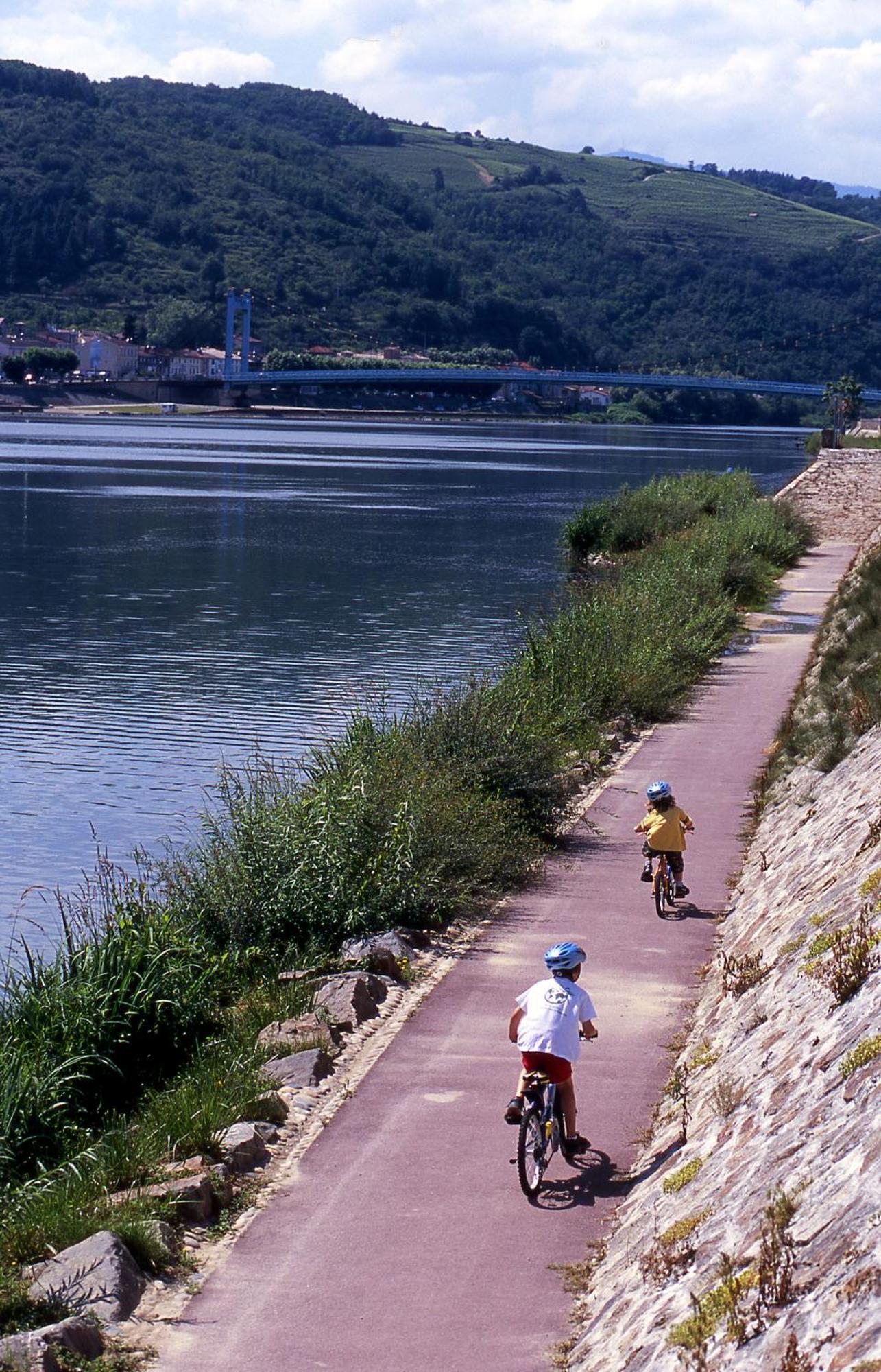 Les Bords Du Rhone