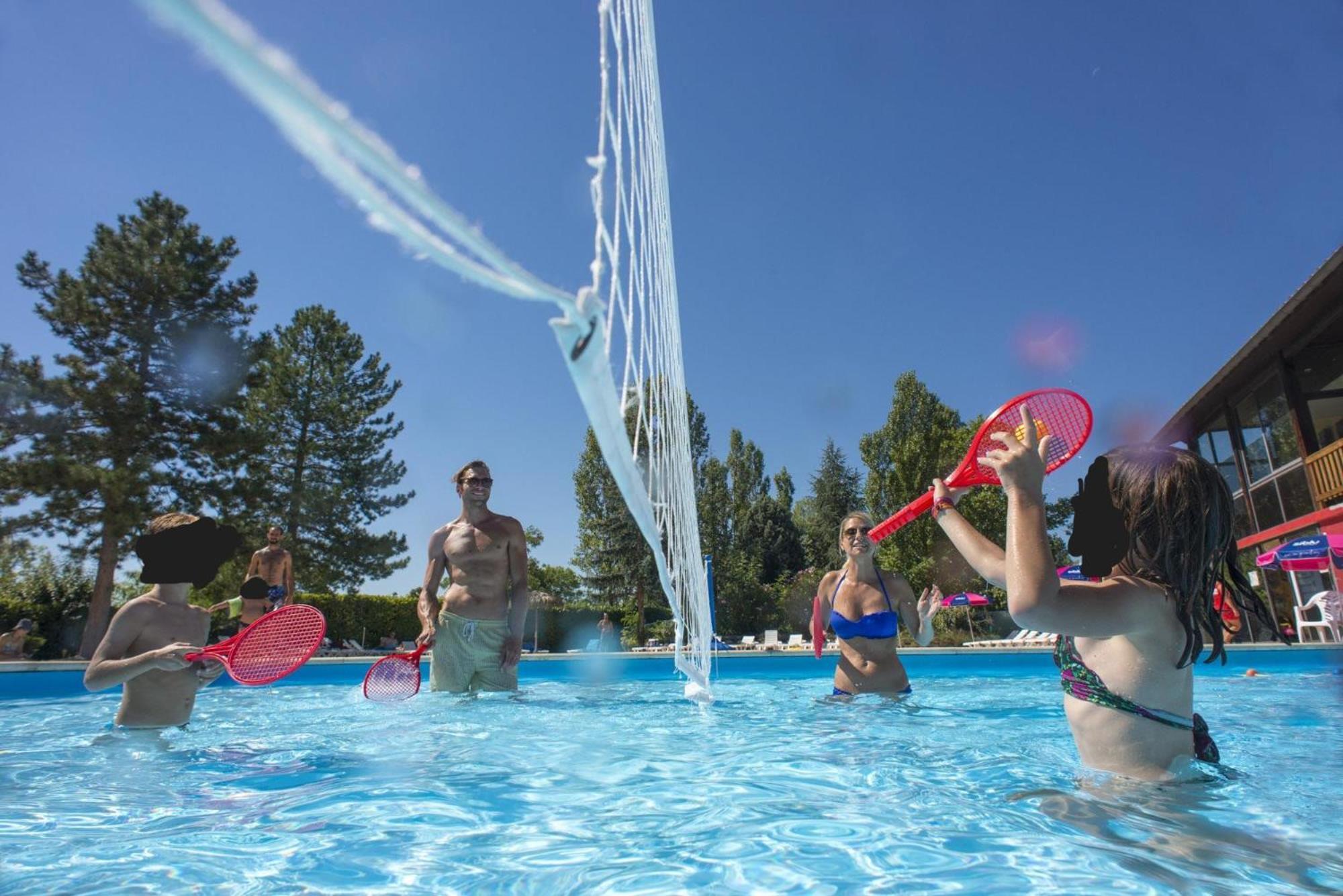Campsite Les Bords Du Rhone Condrieu